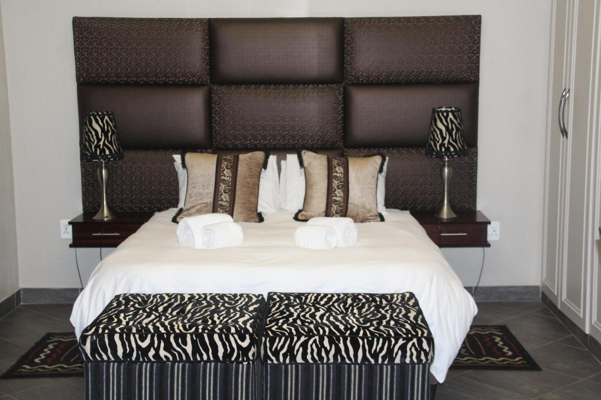 Bush Lovers Lodge Modimolle Room photo